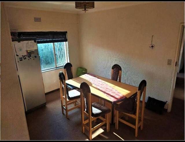 3 BEDROOM HOUSE FOR SALE IN VAN RIEBEECK PARK